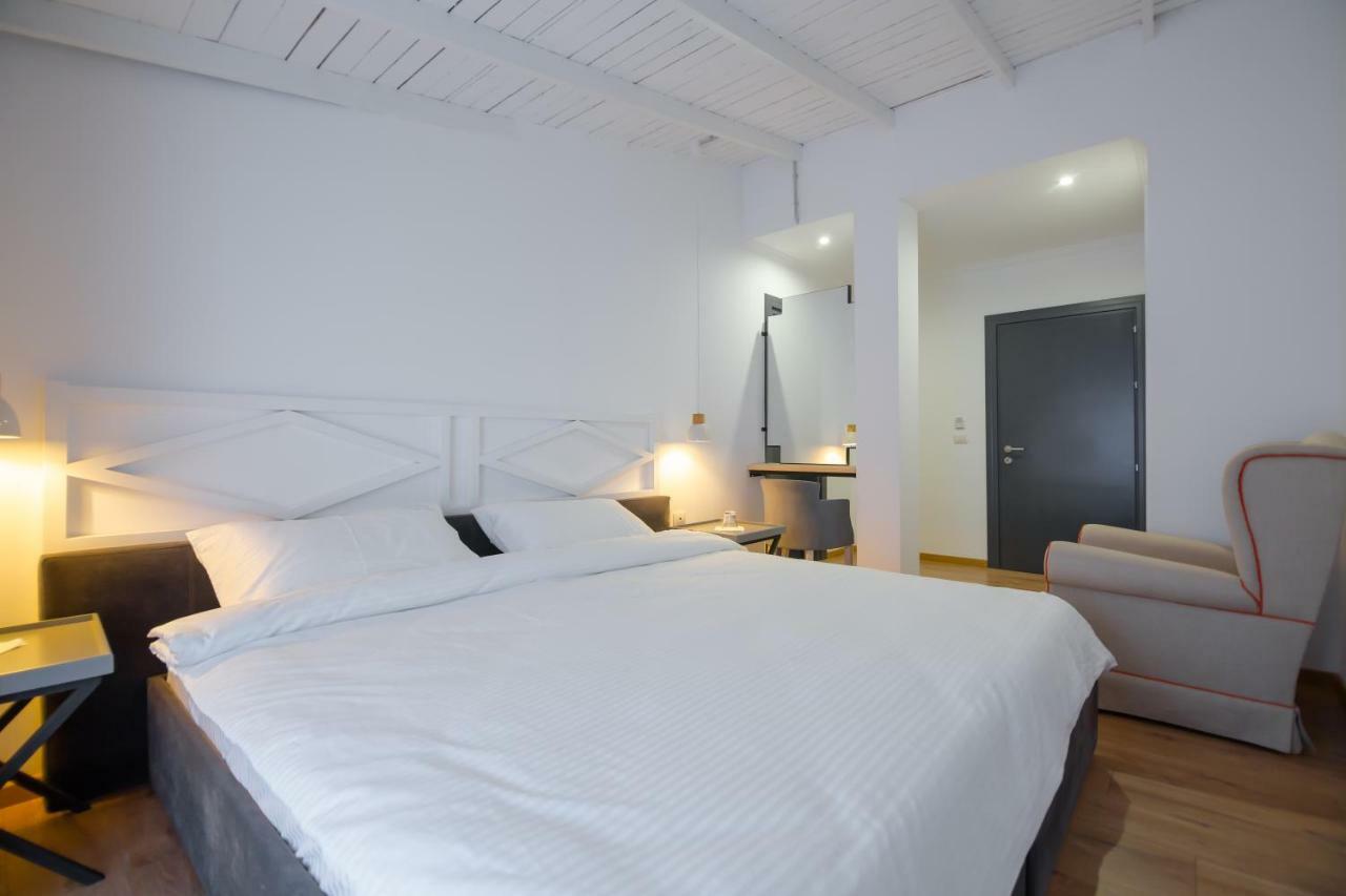 Barba Boutique Hotel Korce Eksteriør bilde